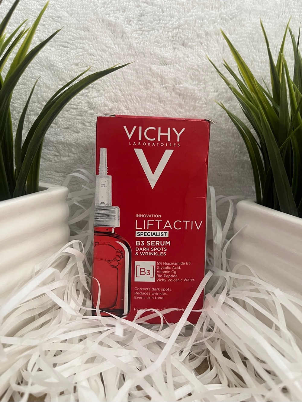Vichy Liftactiv B3 Serum - Red